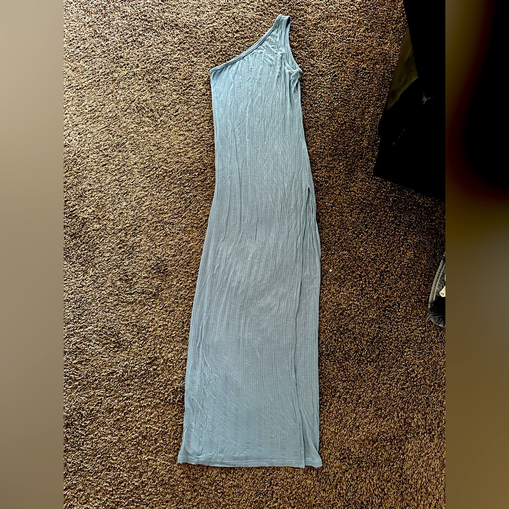 Sun dress with slit